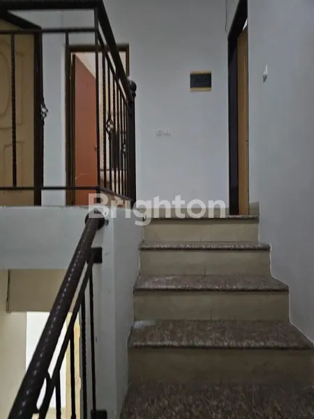 image RUMAH SIAP HUNI, HADAP SELATAN DI LIPPO KARAWACI (8)