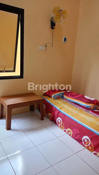 image RUMAH KOST 2 LANTAI  PLUS ISINYA MURAH GUNUNGPATI SEMARANG  (4)
