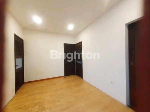 image RUMAH 2 LANTAI SHM DI TOMANG (2)