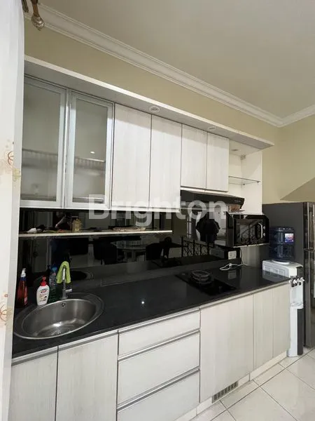 image HOT LISTING RUMAH FULL FURNISHED RAFFLES GARDEN CITRALAND SURABAYA BARAT (2)