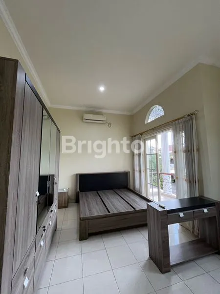image HOT LISTING RUMAH FULL FURNISHED RAFFLES GARDEN CITRALAND SURABAYA BARAT (4)
