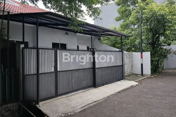 image RUMAH 1 LANTAI • TANAH LUAS 175 M² (10 X 17,5) • SUNTER AGUNG PERMAI (1)