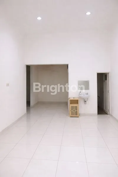 image RUMAH 1 LANTAI • TANAH LUAS 175 M² (10 X 17,5) • SUNTER AGUNG PERMAI (6)