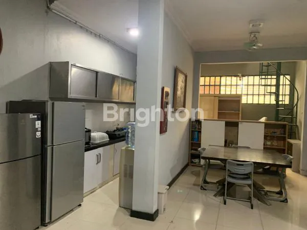 image HUNIAN STRATEGIS BINTARO SEKTOR 9, 5 KT DEKAT TOL (2)