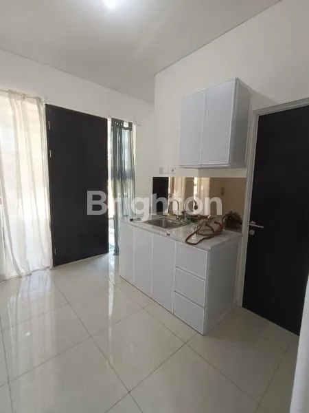 image RUMAH 2 LANTAI SIAP HUNI DI MUTIARA CITY KOTA SIDOARJO DENGAN AKSES MUDAH DAN STRATEGIS  (2)