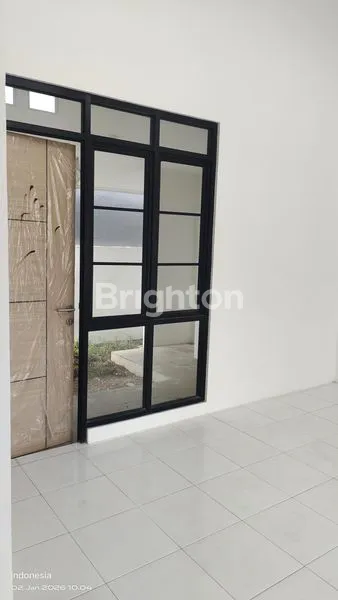 image RUMAH 2 KT DI CLUSTER VARENNA, CITRA RAYA (8)