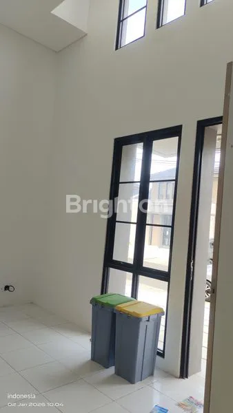 image RUMAH CANTIK DI CLUSTER VARENNA CITRA RAYA (8)