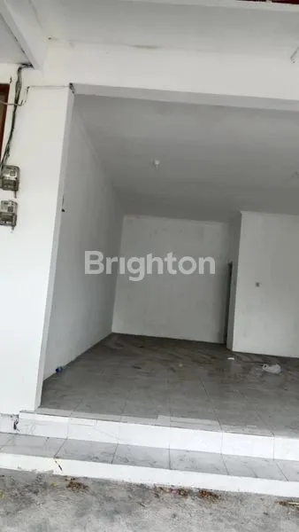 image RUKO PINGGIR JALAN JALAN PANTAI BERAWA STRATEGIS UNTUK BISNIS (1)