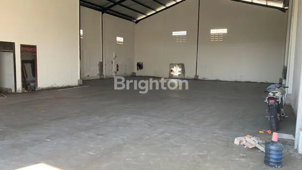 image GEDANGAN GUDANG PINGGIR JALAN LOKASI STRATEGIS (1)