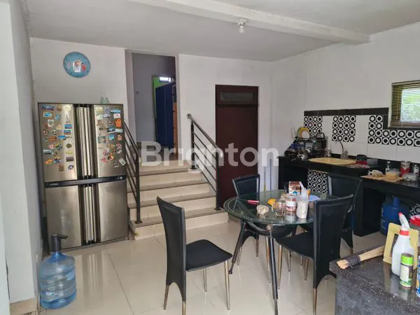 image RUMAH MEWAH DENGAN INDOOR SWIMMING POOL  (2)