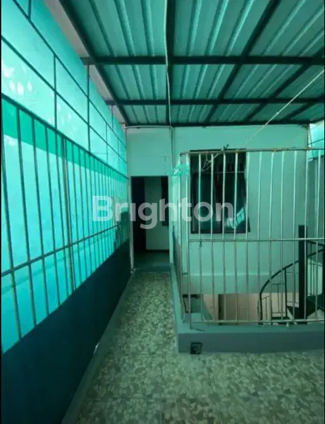 image RUMAH MEWAH TINGKAT 2 STRATEGIS DI TENGAH KOTA DEKAT INDO GROSIR (8)