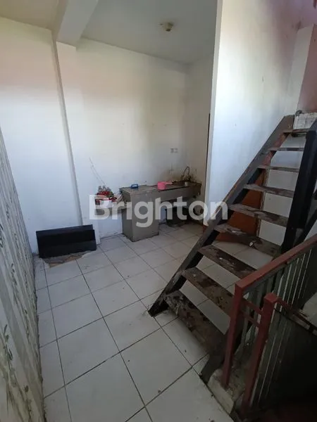 image RUKO 3 LANTAI STRATEGIS DI SERENGAN (4)