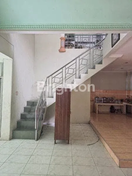 image RUMAH PREMIUM SIAP PAKAI DI PEKAYON JAYA  - BEKAS SELATAN (2)