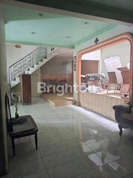 image RUMAH PREMIUM SIAP PAKAI DI PEKAYON JAYA  - BEKAS SELATAN (4)