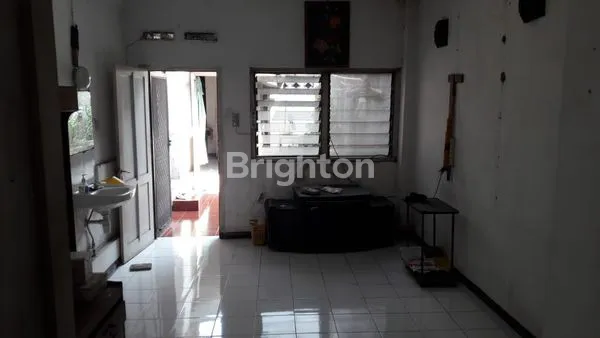 image RUMAH 1,5 LANTAI STRATEGIS SELANGKAH KE RAYA DIPONEGORO DAN KOMERSIAL AREA (3)