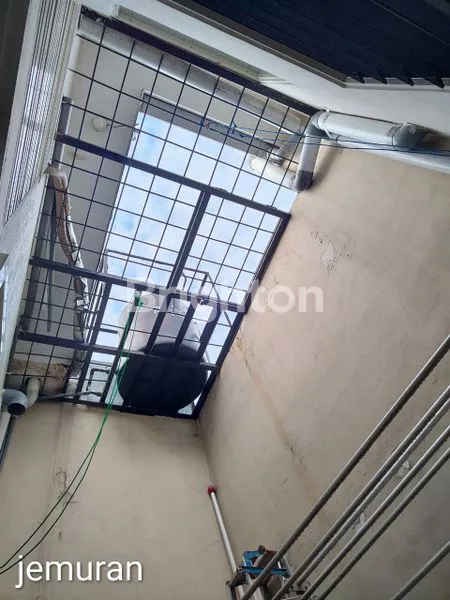 image BUTUH CEPAT LAKU RUMAH MINIMALIS SIAP HUNI DI PERUMAHAN ALANA REGENCY DEKAT PONDOK TJANDRA DAN PINTU TOL (7)