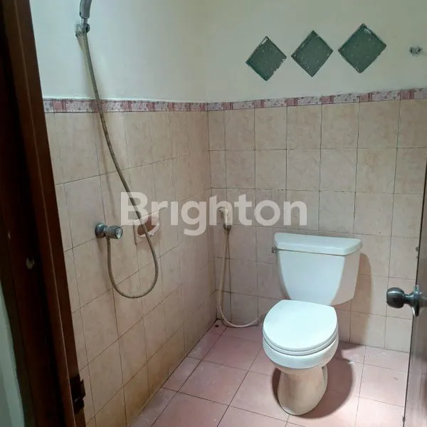 image HUNIAN NYAMAN, BARU DICAT, ADA AC DEKAT PANTAI DI UNGASAN (4)