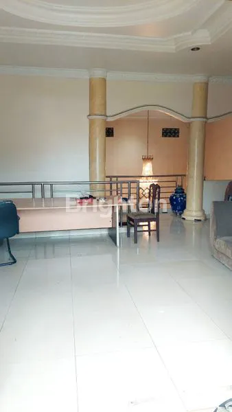 image RUMAH STRATEGIS LT 200M² DI CENGKARENG INDAH, DEKAT TOL (6)