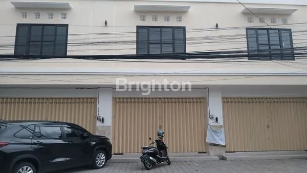 DISEWAKAN RUKO BARU   2 LANTAI DI JALAN UTAMA TUKAD