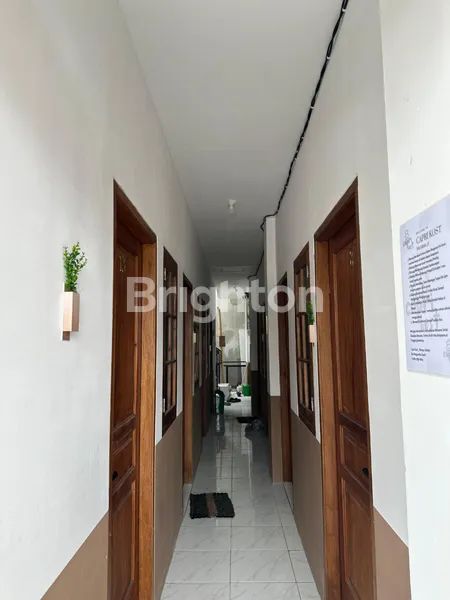 image DIJUAL CAPRI KOST MERUYA SELATAN | 25 KAMAR | FULL FURNISHED | INCOME ±20 JT/BLN | SHM (3)