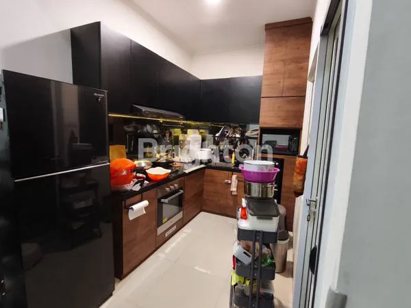 image RUMAH SIAP HUNI SUVARNA SUTERA CIKUPA TANGERANG (5)