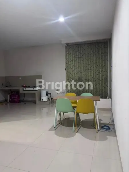 image RUMAH 2 LANTAI SIAP HUNI, 4 KT DI MELATI MAS (5)