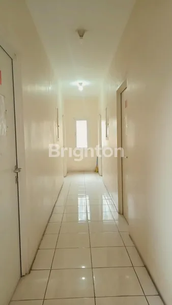 image DIJUAL RUMAH KOST MANGGA BESAR DWIWARNA | 5 LANTAI | SHM | LOKASI SUPER STRATEGIS (2)