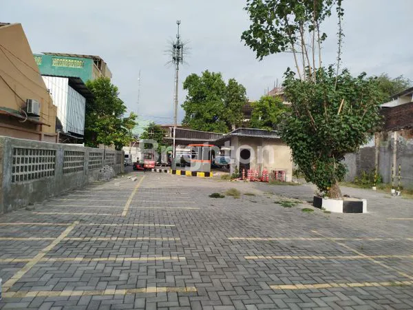 image TANAH STRATEGIS 920M² DI SOLO TIMUR, DEKAT UNS, AKSES JALAN BESAR (4)