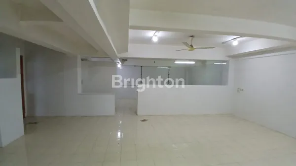 image \UD83D\UDD11 DISEWAKAN RUANG BASEMENT LUAS 190 M² — STRATEGIS DI KOMPLEK RUKO CIGANJUR EXPRESS (8)