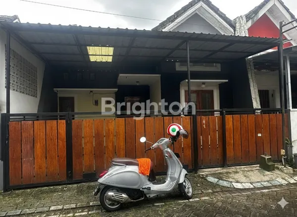 image HUNIAN NYAMAN DI IRISH GARDEN G, 2 KT AKSES TOL  (1)