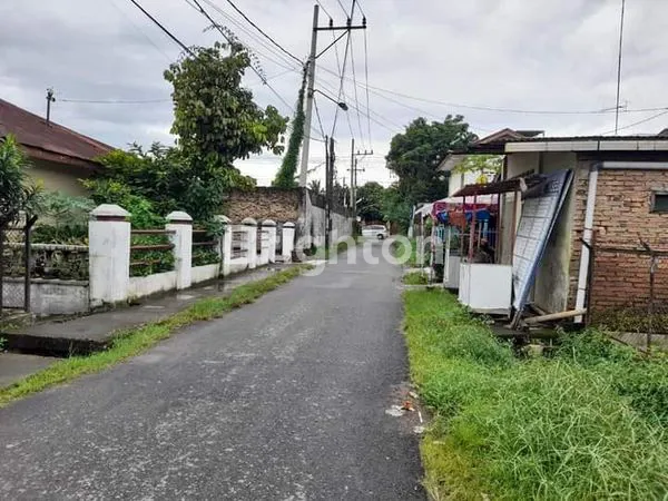image RUMAH LUAS 440M² DI MEDAN BARAT, DEKAT RS MEDISTRA (4)