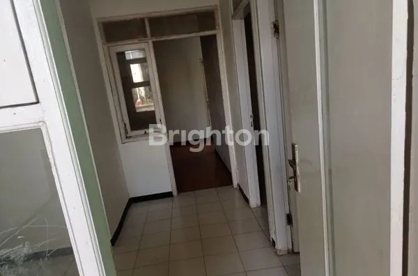 image RUMAH DI SWAN MENGANTI PARK GRESIK  (4)