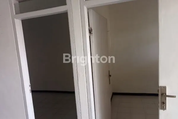 image RUMAH DI SWAN MENGANTI PARK GRESIK  (5)