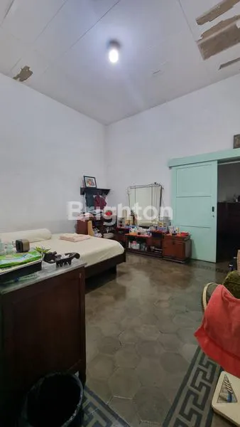 image RUMAH TENGAH KOTA  (4)