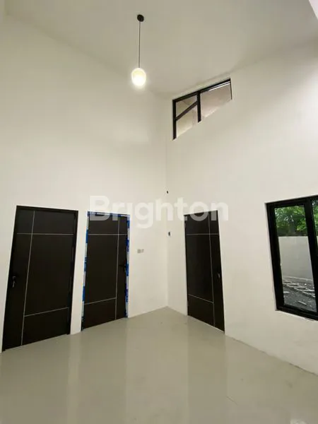 image RUMAH NEW GRESS DENGAN LEBAR 7 DEKAT RAYA MERR, MEDOKAN, WONOREJO, TOL WARU-JUANDA (2)
