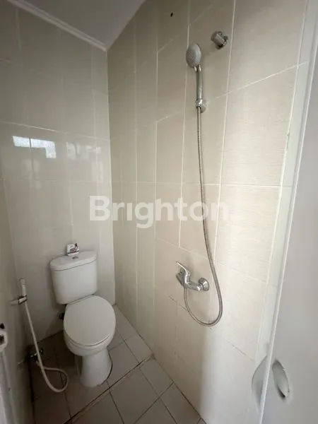 image RUMAH MINIMALIS AMARILLO VILLAGE GADING SERPONG (5)