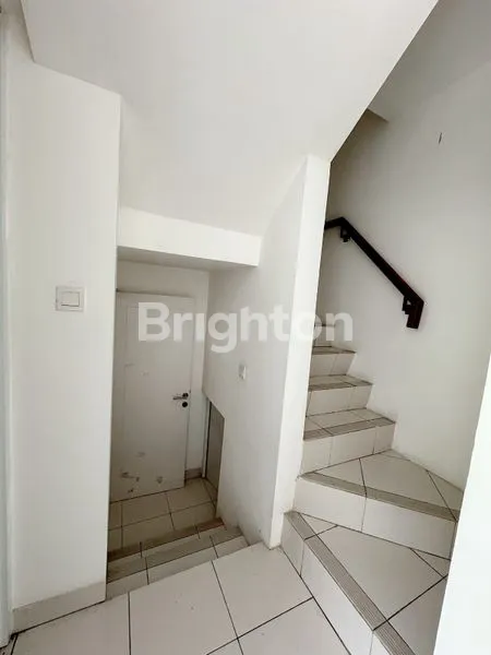 image RUMAH MINIMALIS AMARILLO VILLAGE GADING SERPONG (6)