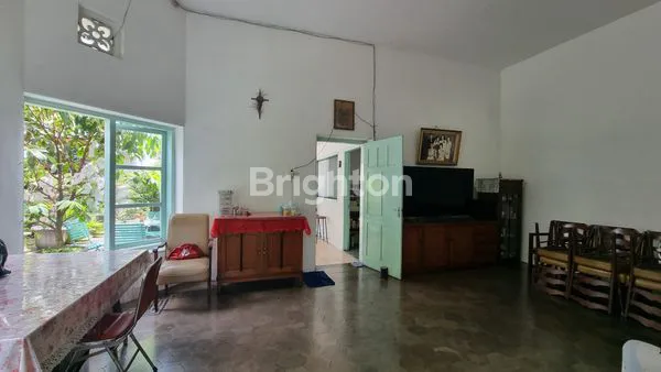 image RUMAH TENGAH KOTA  (8)