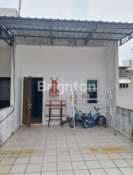 image TOWN HOUSE KOMPLEK AYAHANDA BOULEVARD (7)