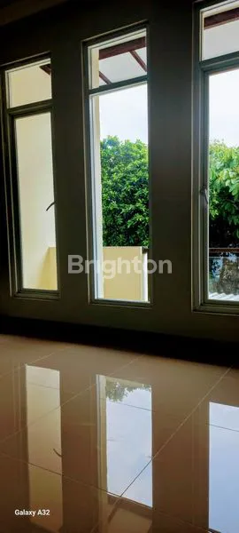 image RUMAH 2 LANTAI STRATEGIS  (6)