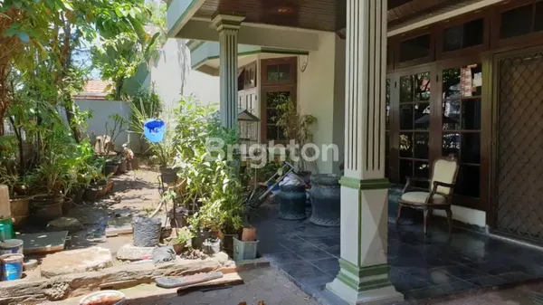 image RUMAH SECOND TERAWAT DHARMAHUSADA STRATEGIS PUSAT KOTA, DEKAT KE JALAN RAYA, DEKAT KAMPUS UNAIR DAN GALAXY MALL  (2)