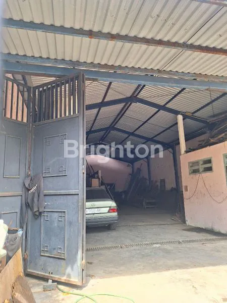 image GUDANG DIJUAL DI BARATAJAYA LINGKUNGAN TENANG (3)