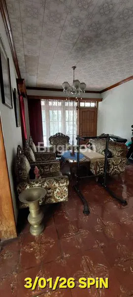 image RUMAH HOOK MEWAH LT 1041M² DI MALANG, SIAP HUNI (4)