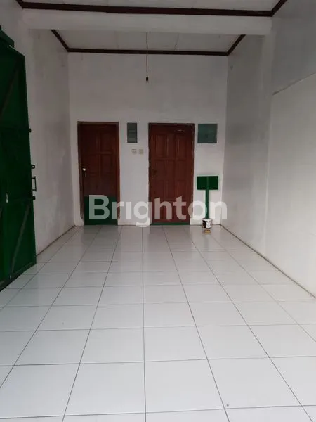 image DISEWAKAN RUKO STRATEGIS DI GEMBLEGAN SOLO, DEKAT PASAR (2)