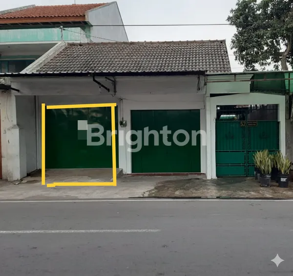 image DISEWAKAN RUKO STRATEGIS DI GEMBLEGAN SOLO, DEKAT PASAR (1)