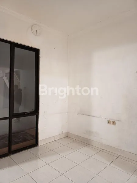 image RUMAH 4+1 KAMAR DI GRAND DUTA RESIDENCE, LT 105M² (5)