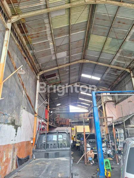 image RUKO STRATEGIS SURABAYA, USAHA BENGKEL MOBIL MASIH JALAN , TINGGAL MELANJUTKAN. (4)