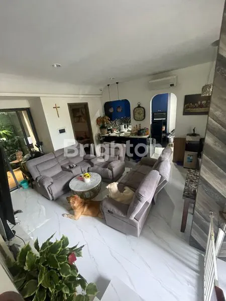 image RUMAH MEWAH MINIMALIS CAELUS GREENWICH PARK (1)