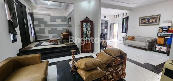 image RUMAH DIJUAL MEWAH MURAH DI KALISARI JAKARTA TIMUR  (3)