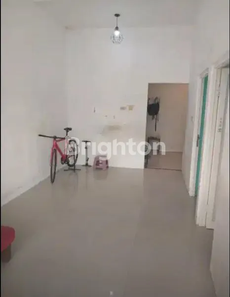 image HUNIAN BUTUH CEPAT LAKU DI PERUM GUNUNGANYAR, DEKAT SEKOLAH PELAYARAN (3)